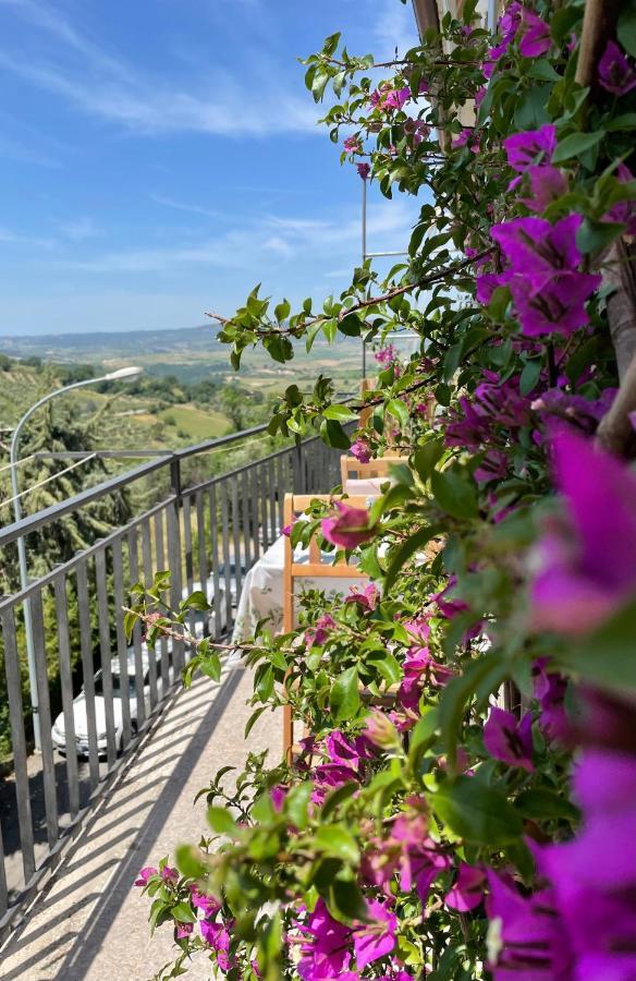 Casa Delle Mura มอนเตเมราโน ภายนอก รูปภาพ